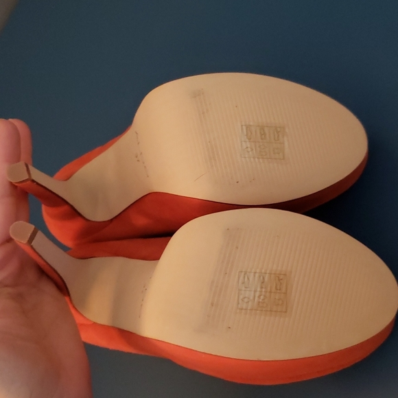 Brand new ALDO 'Capecoral' Terra-cotta suede 5" platform heels size 7 circa 2012 - Picture 4 of 10